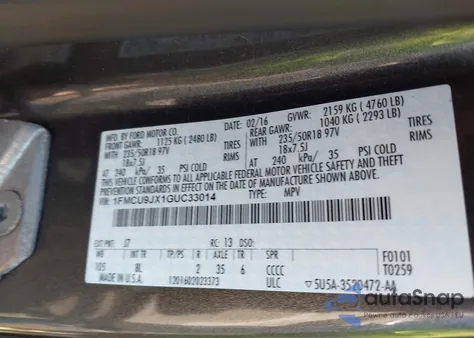 2016 Ford Escape Titanium z USA, uszkodzony, nr VIN 1FMCU9JX1GUC33014